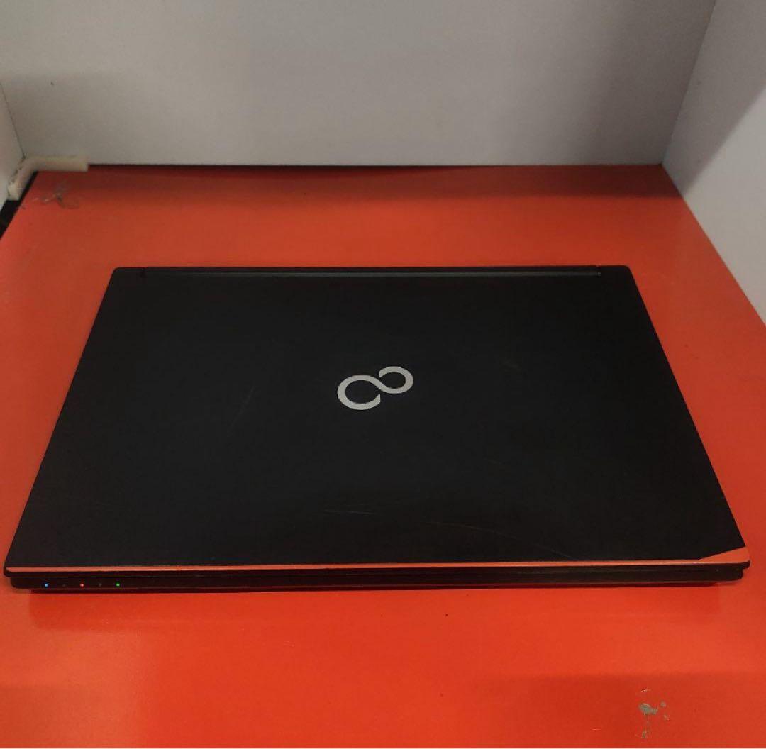 ノートパソコン Windows11オフィス付き　爆速SSD搭載 Core i3