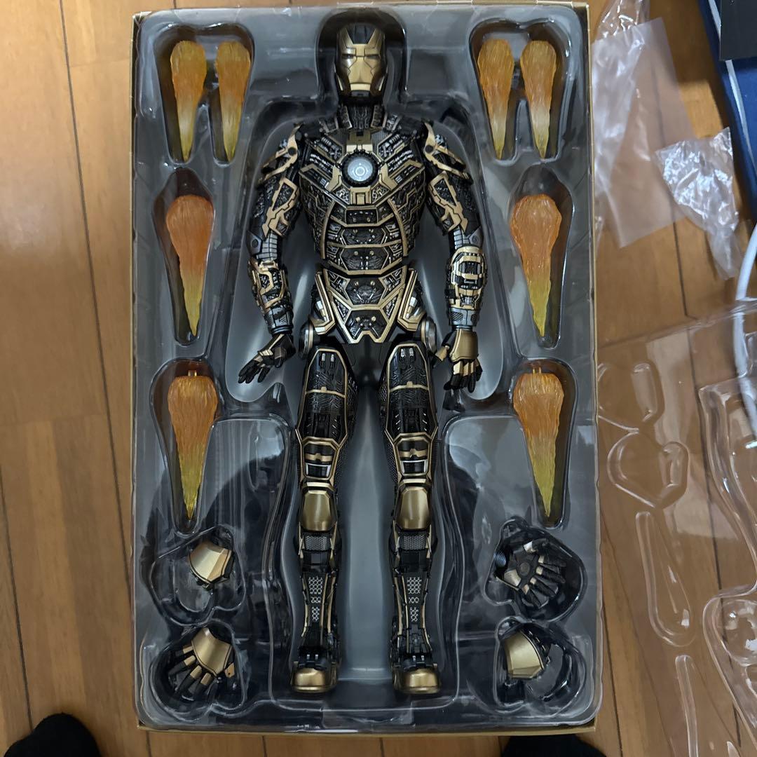 IRON MAN 3 BONES アイアンマン　ボーンズフィギュア