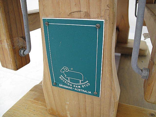 ヴィンテージ　オーストラリア　本ムートンロッキングラム 　羊型ロッキングチェア