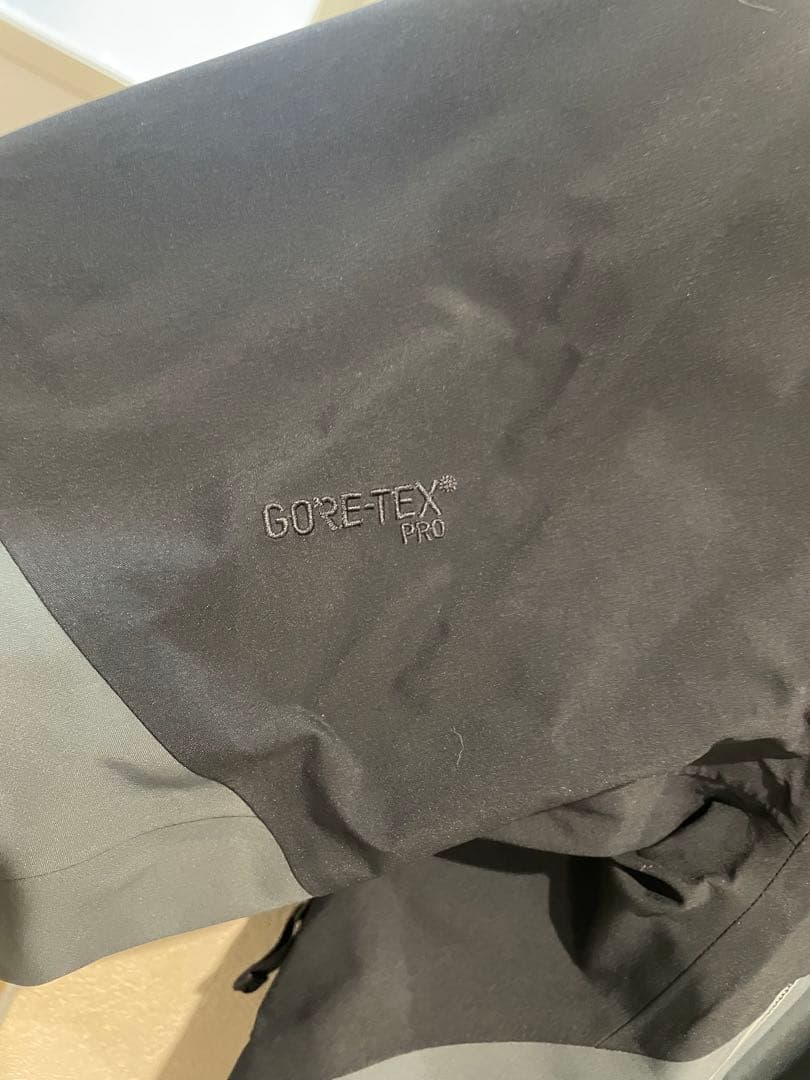 アークテリクス ベータジャケット S ブラック グレー色 超美品