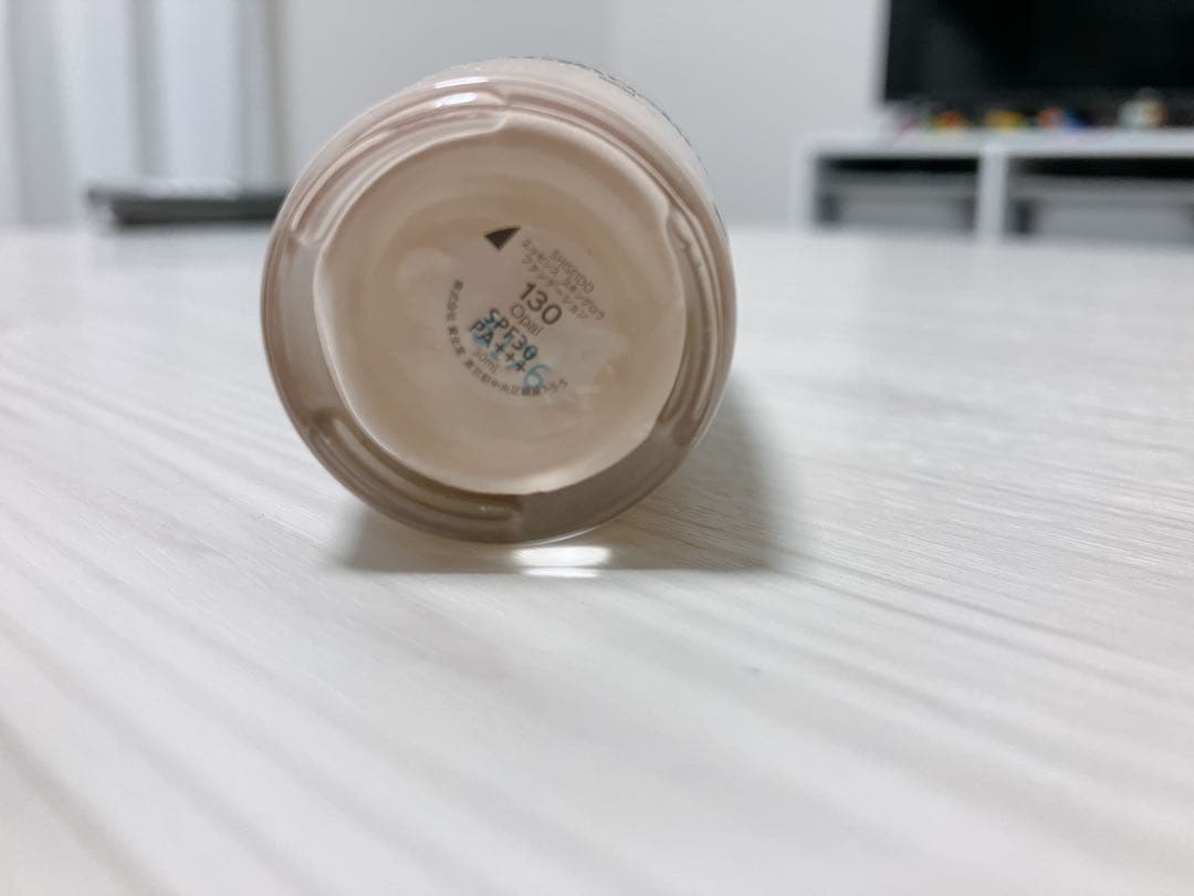 【美品】資生堂エッセンススキングロウファンデーション130/フェイスデュオブラシ