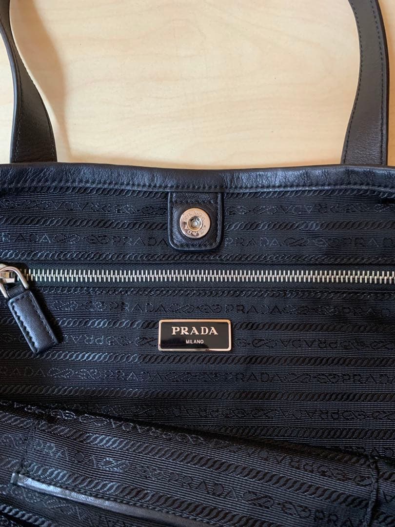 [美品]プラダ トートバッグ　ナイロン　ブラック