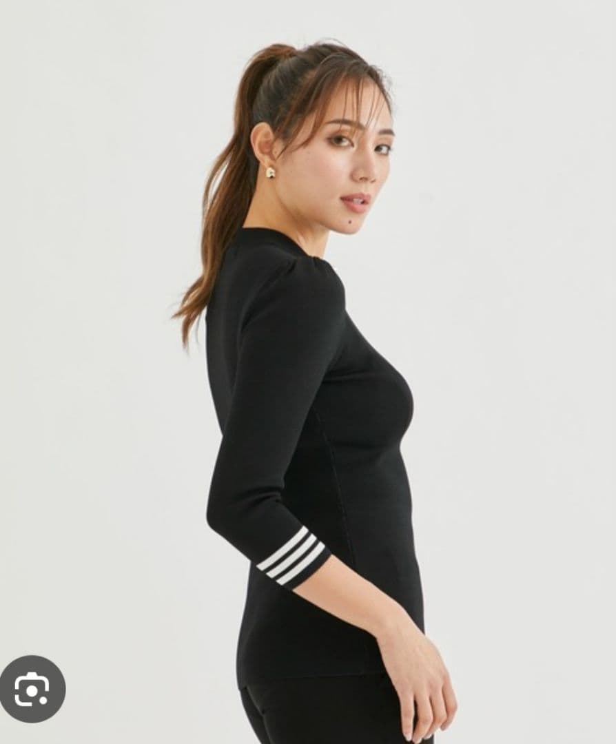 ボーダーズアットバルコニー 肩フリル レーヨンニット