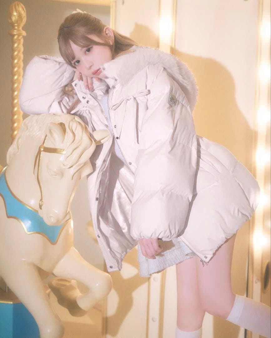 【完売品・新品】ミシェルマカロン ファーフードリボンダウンコート ピンク XS