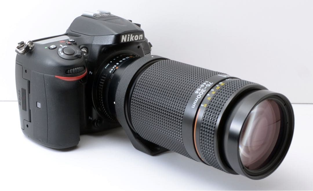人気の上位機！Nikon D7200★Wi-Fi内蔵★Wズームレンズ