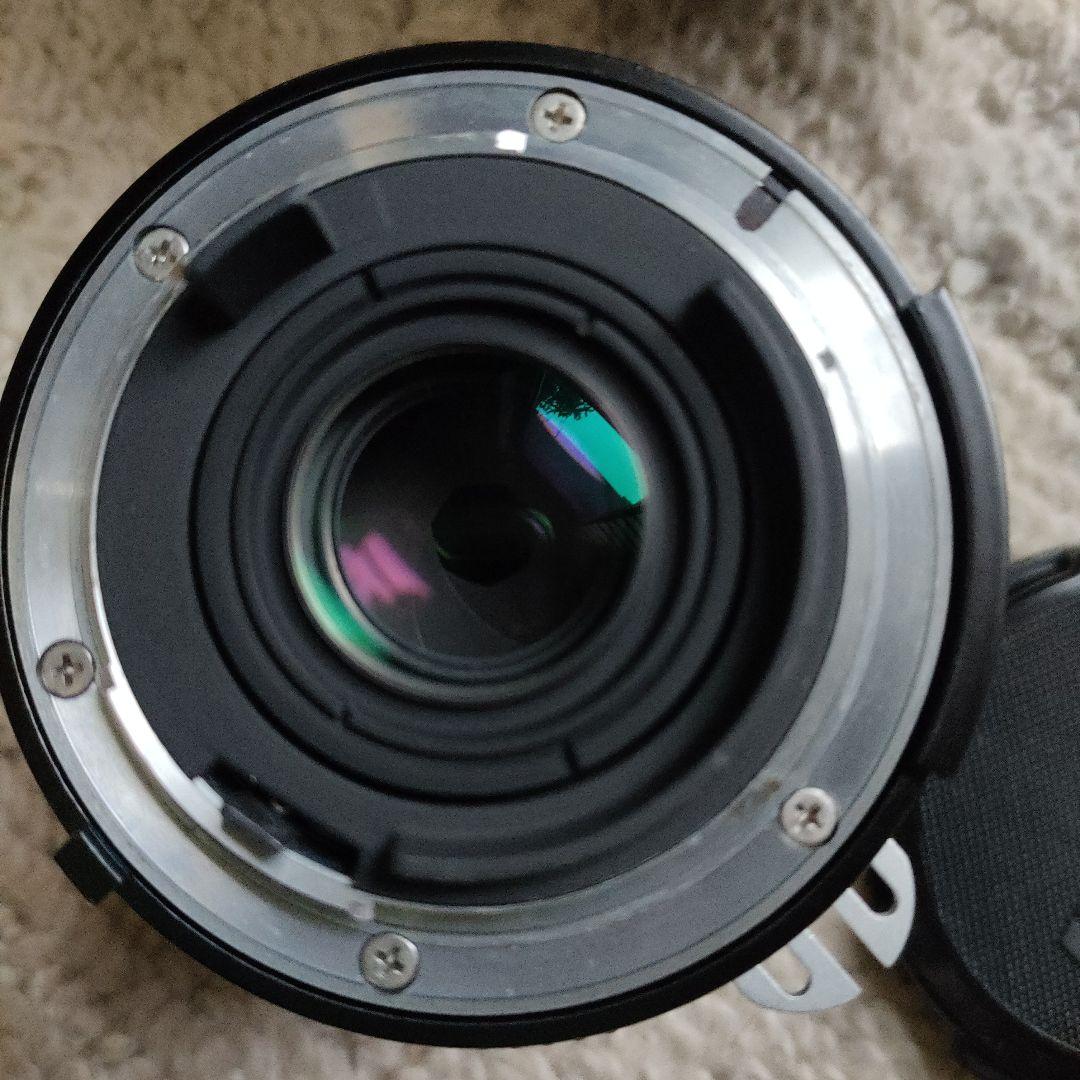 Nikkor 28mm f/2.8 レンズ