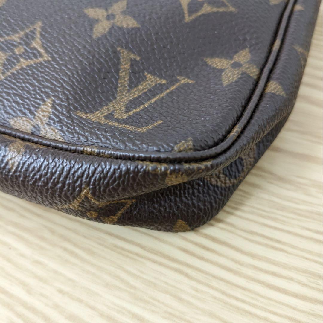 ルイヴィトン モノグラム アクセソワール ポーチ
