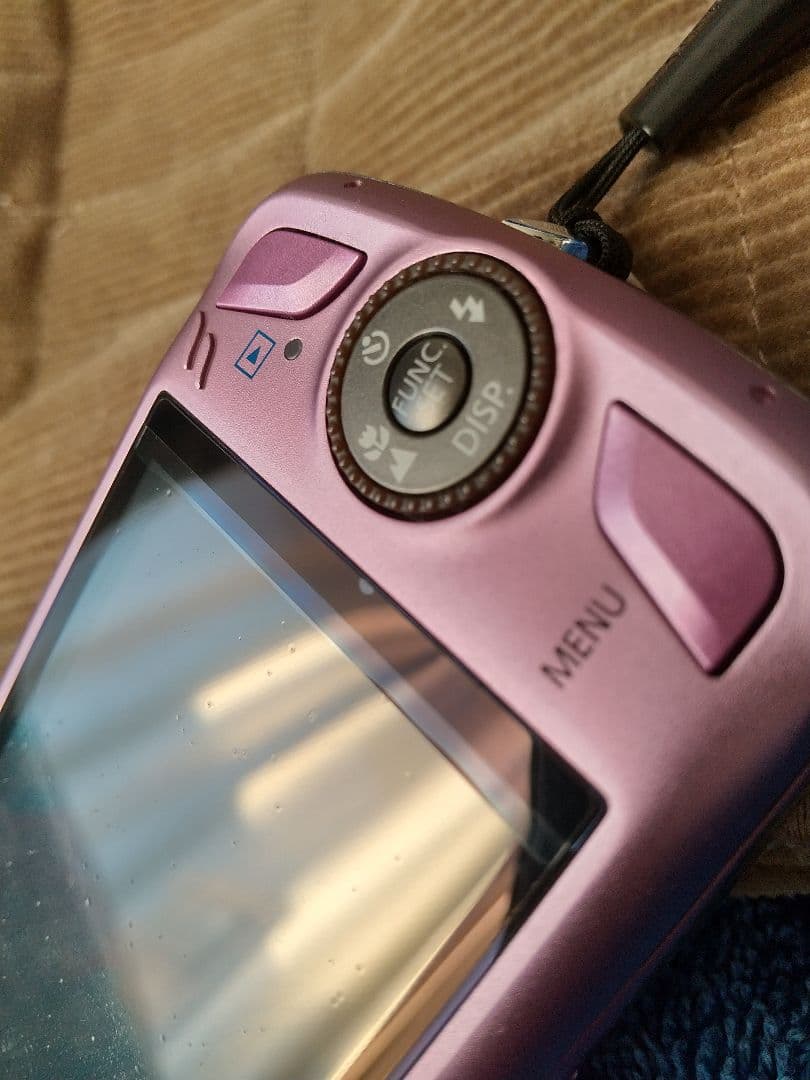 Canon IXY Digital 12.1メガピクセル コンパクトカメラ