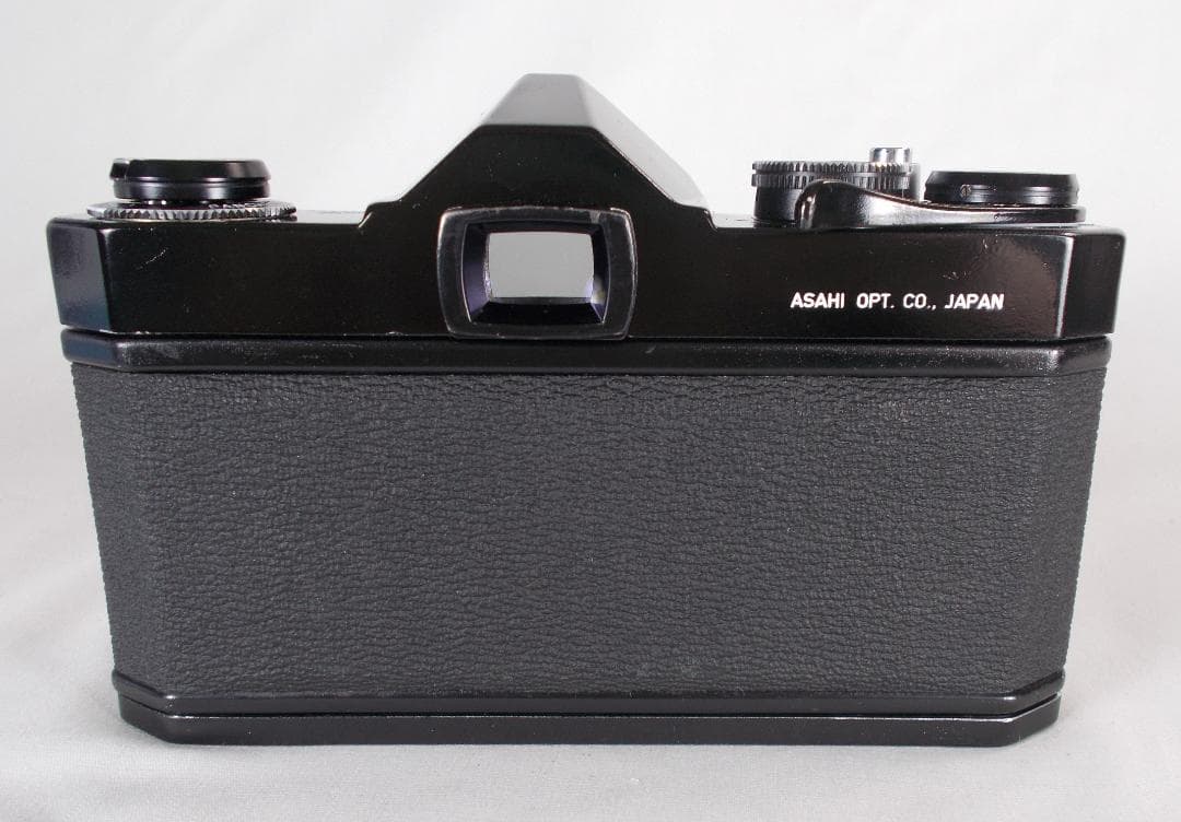 フィルムカメラ 整備済　 Pentax SP + レンズ f/1.8　T245