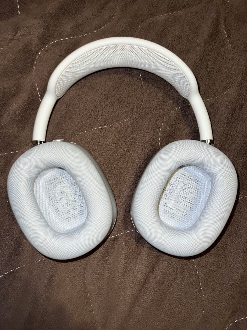 【中古】Airpods Max White （ケース付き）