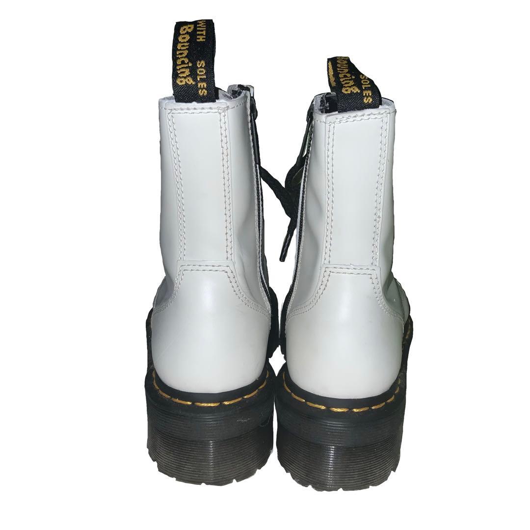 早い者勝ち！Dr.martens 8ホール 厚底ブーツ ホワイト 24cm 美品