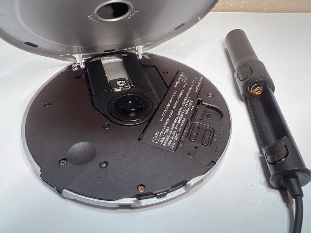 SONY CDウォークマン D-EJ2000