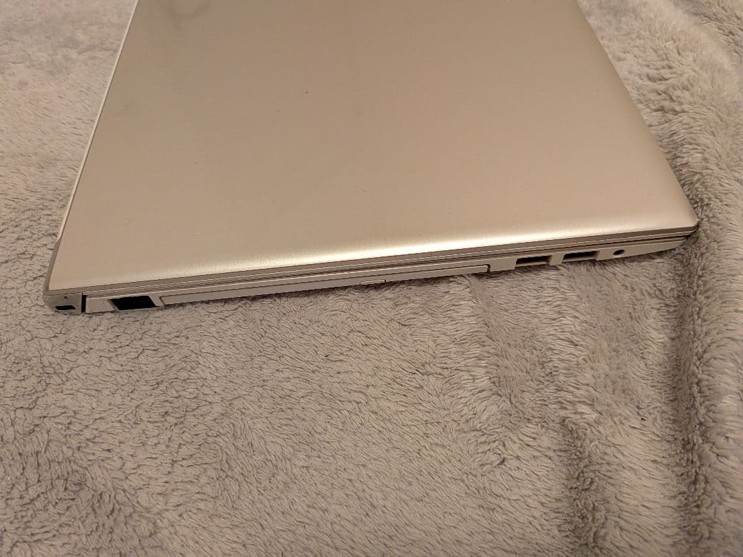 TOSHIBA dynabook T65 i7 ノートパソコン 本体