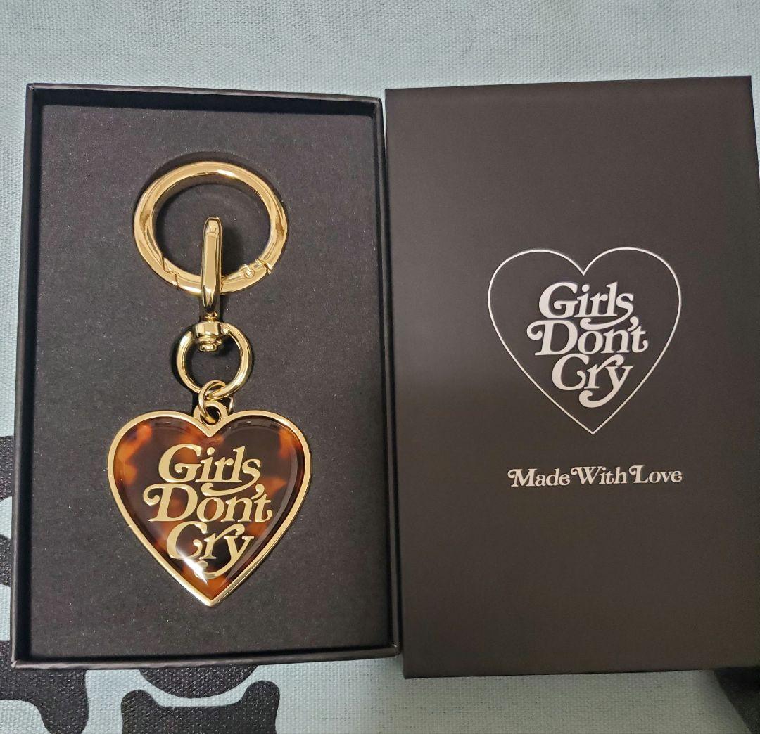 新作Girls Don't Cry ハート型キーホルダーべっ甲ゴールドVERDY