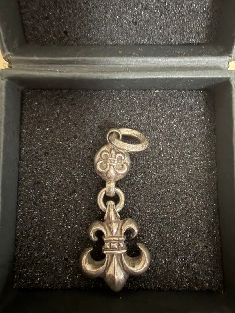 クロムハーツ　チャーム　ペンダント