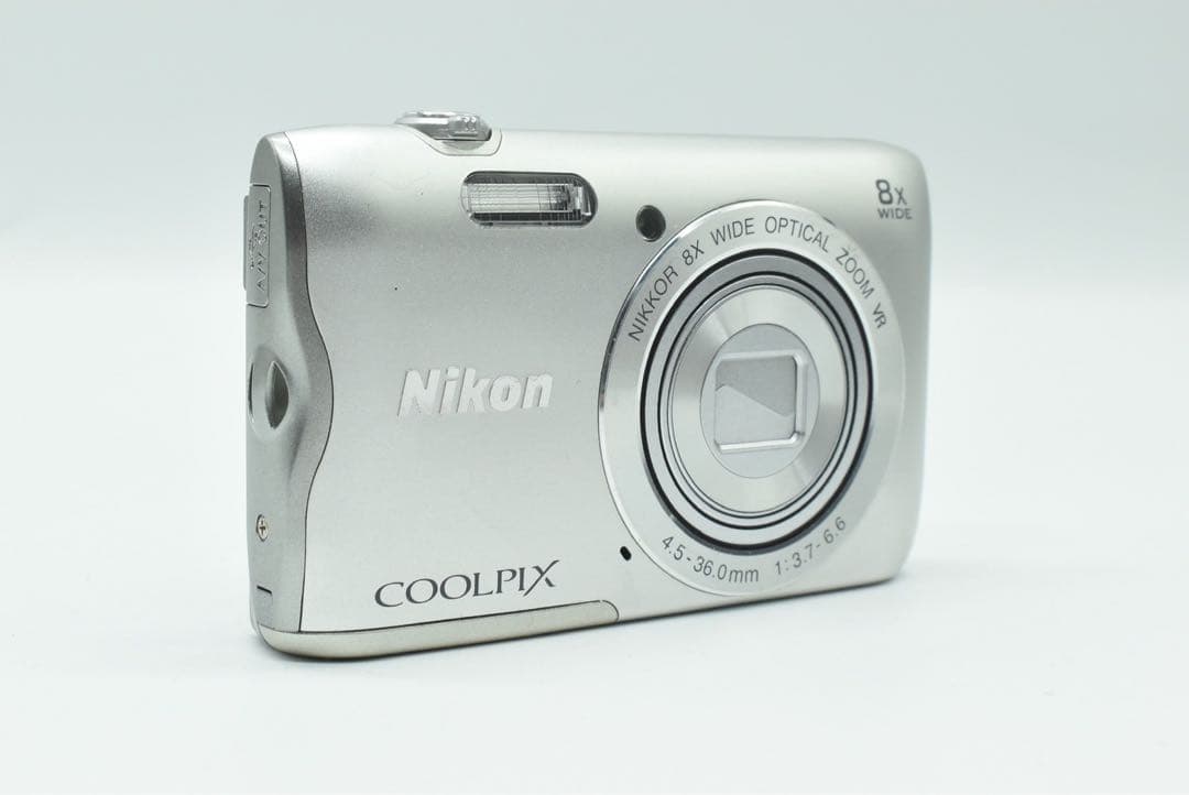 ニコン Nikon クールピクス　A300 コンパクトデジタルカメラ