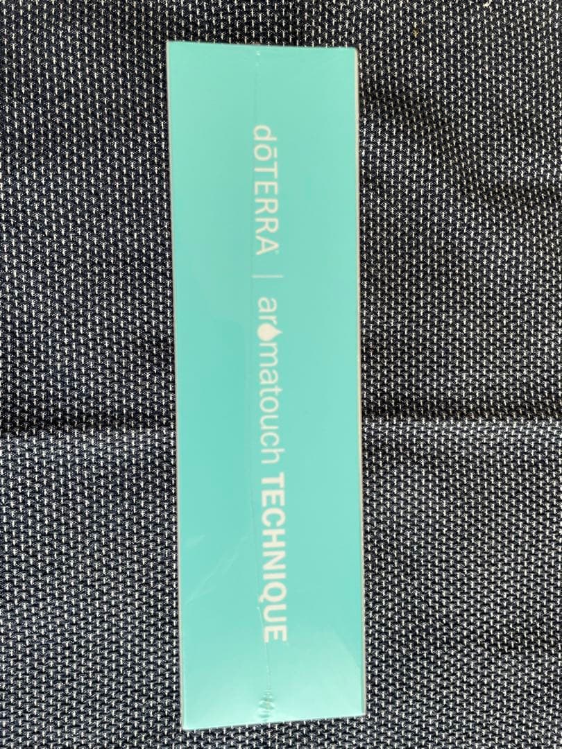 新品未開封　ドテラ　doTERRA アロマタッチキット