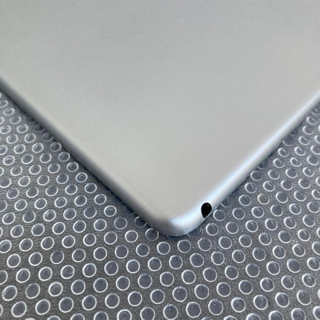 157 電池最良好☆比較的美品☆iPad Air2 128GB WIFIモデル☆