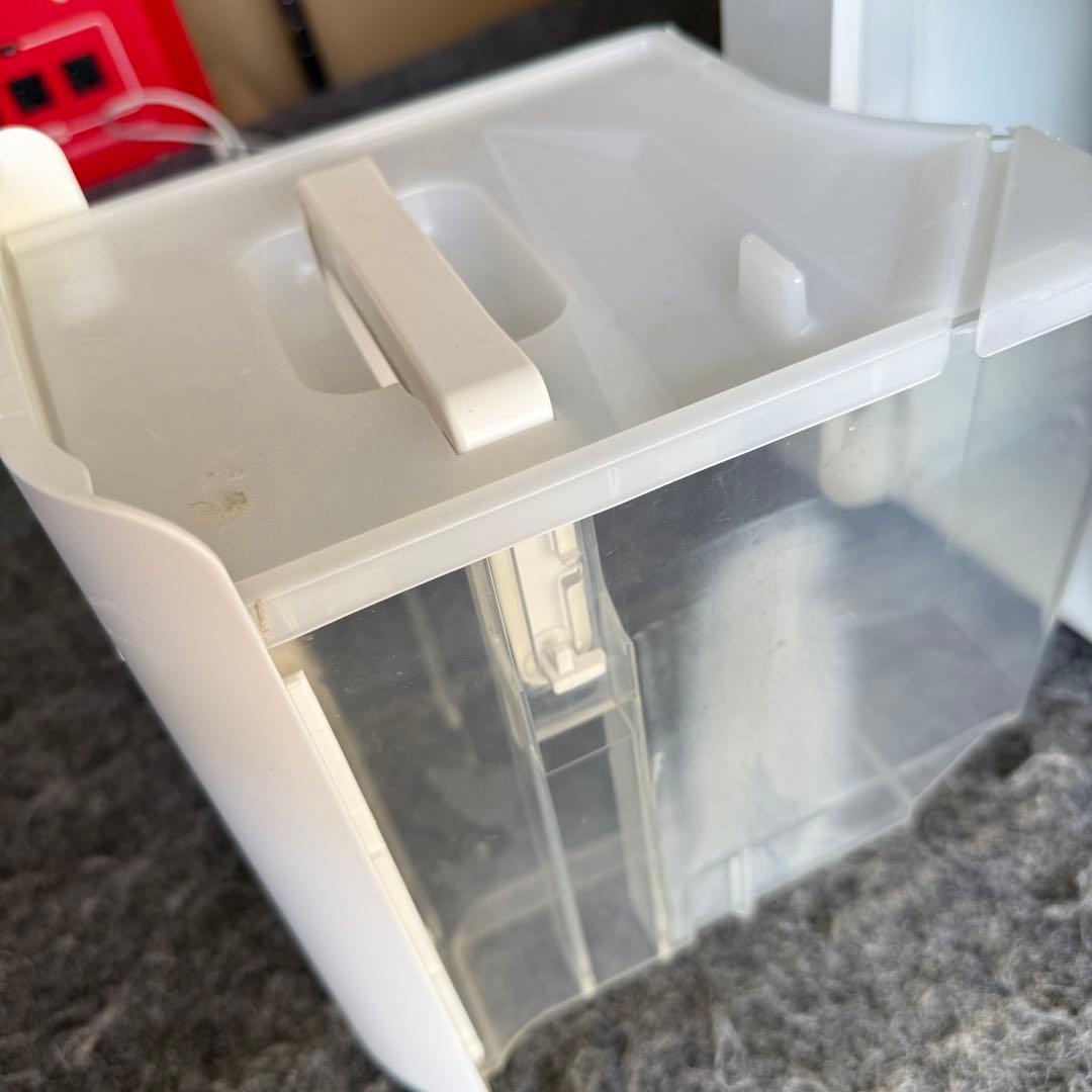 H98激安早い者勝ち✨　シャープ　除湿機　18L ペット　新生活応援✨