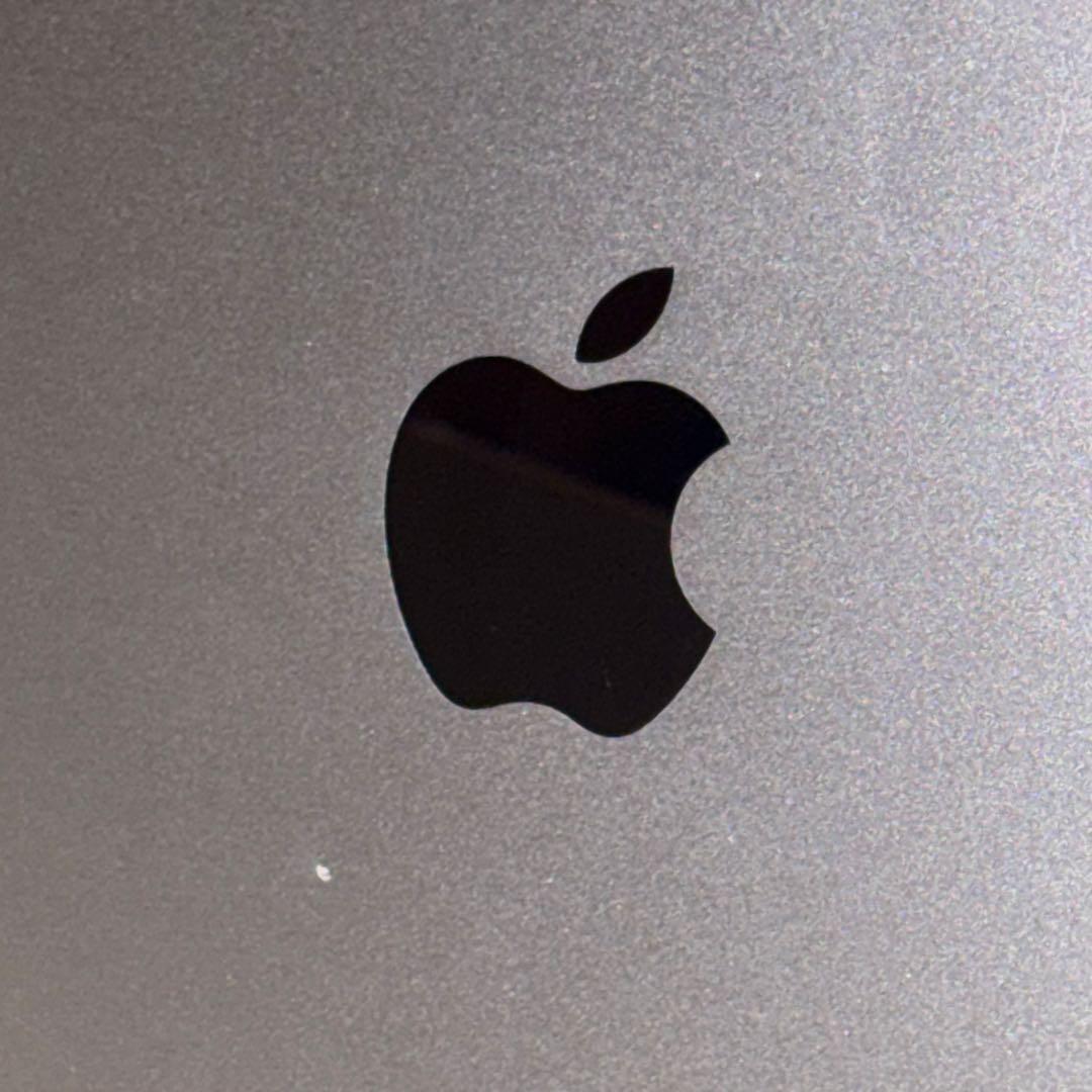 MacBook Pro 13インチ 2016／i5／8GB／256GB 初期化済