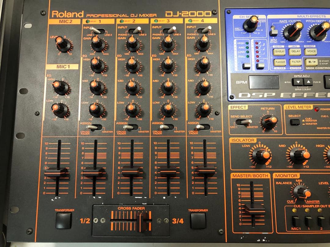 Roland ローランド　DJ-2000