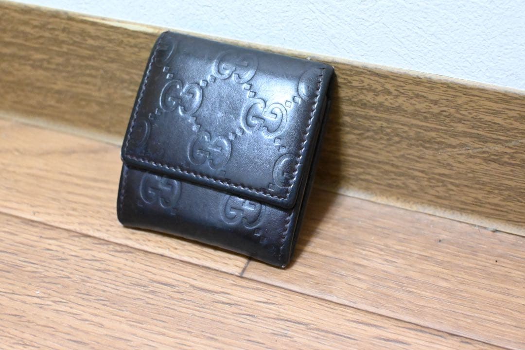 Gucci シマレザー　ケース　ブラウン