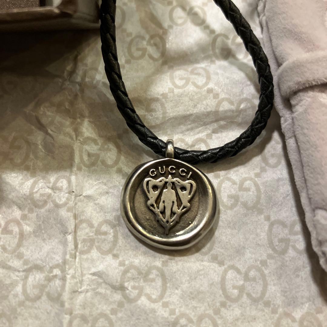GUCCI レザーネックレス