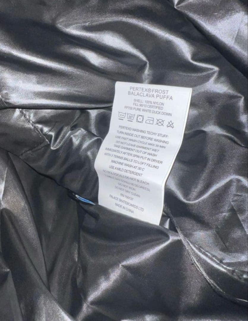 Palace ブラックダウンmサイズ 付属品完備 正規品