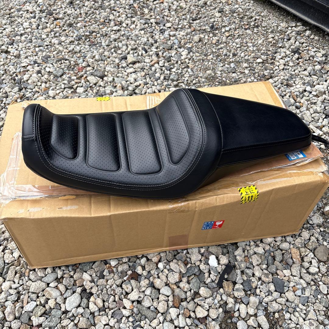 プ*オ様 スポーツスター　1200cx シート　ハーレー