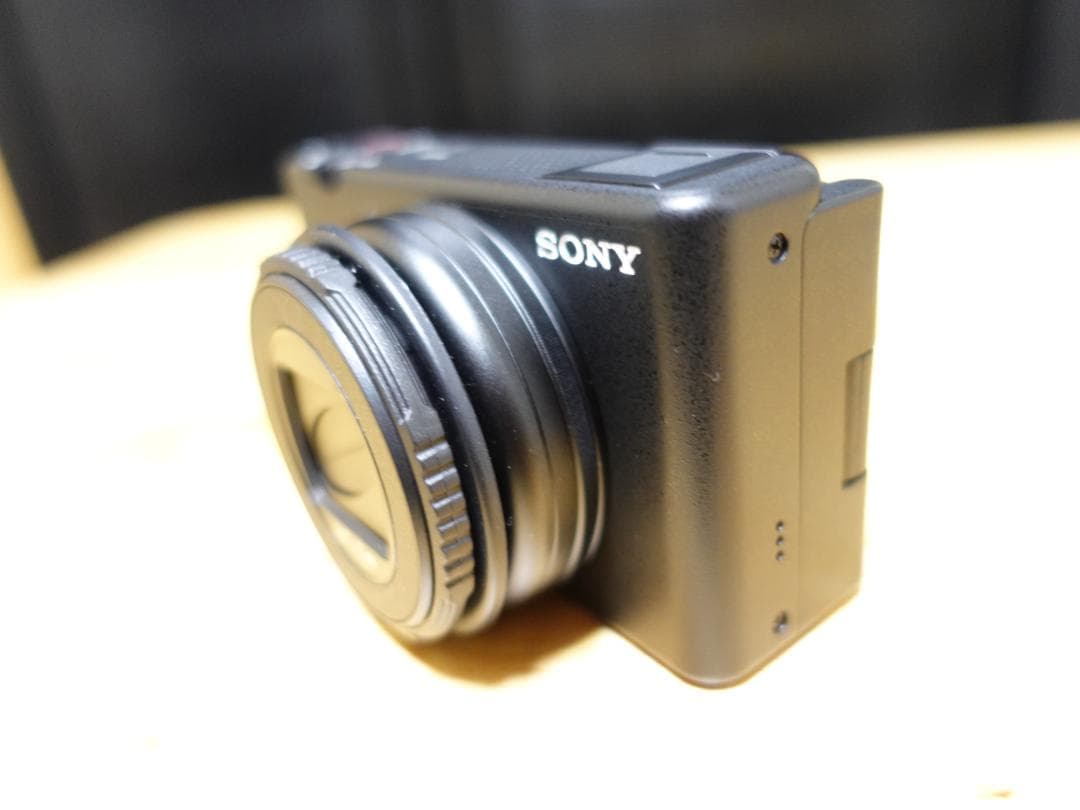 ほぼ新品　ZV-1F　備品付き！