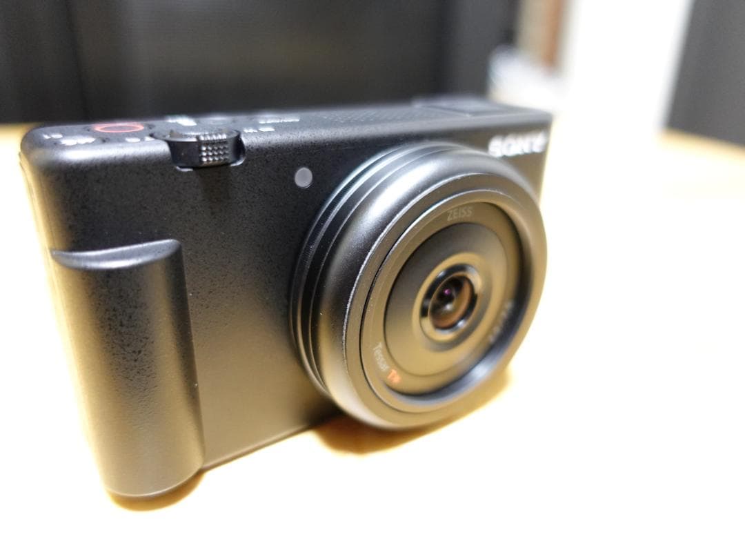 ほぼ新品　ZV-1F　備品付き！