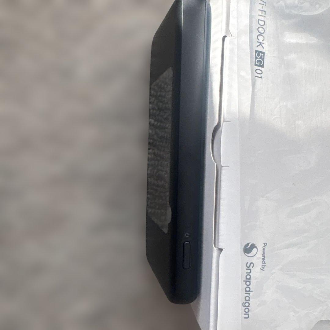 Speed Wi-Fi DOCK 5G SIMフリーモバイルルーター