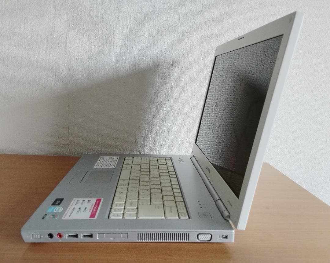 大画面 Sony VAIO 2GB 80GB WiFi