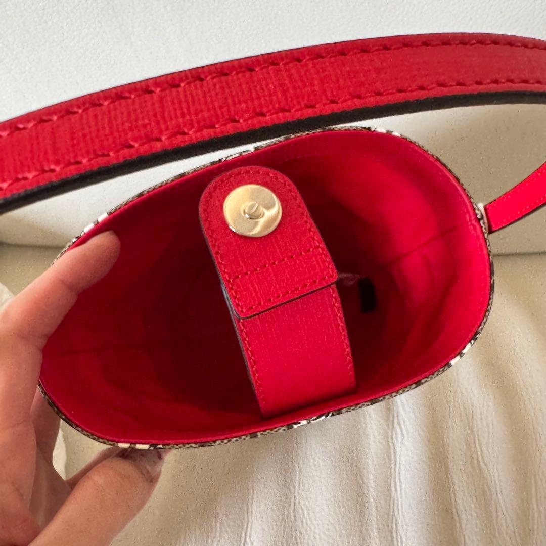 gucci kids グッチキッズ　バッグ　キャットプリント