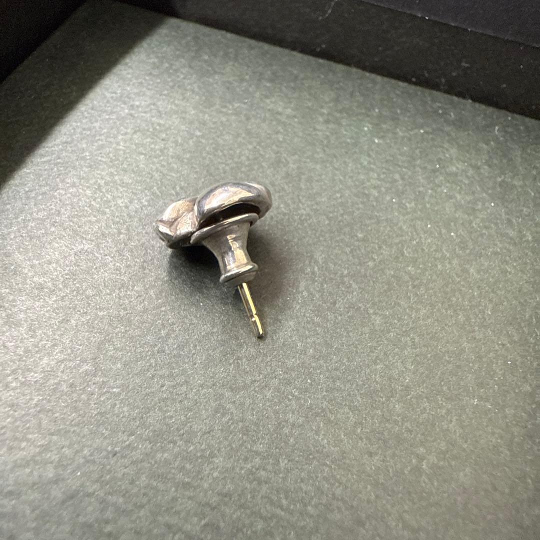 クロムハーツ　ハート　スタッドピアス