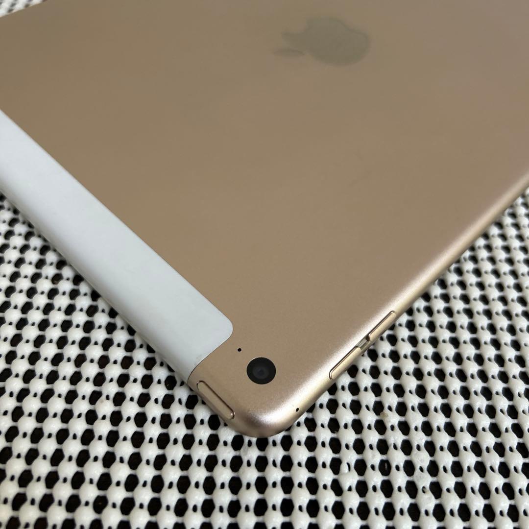 109【早い者勝ち】iPad Air2 第2世代 32GB au☆