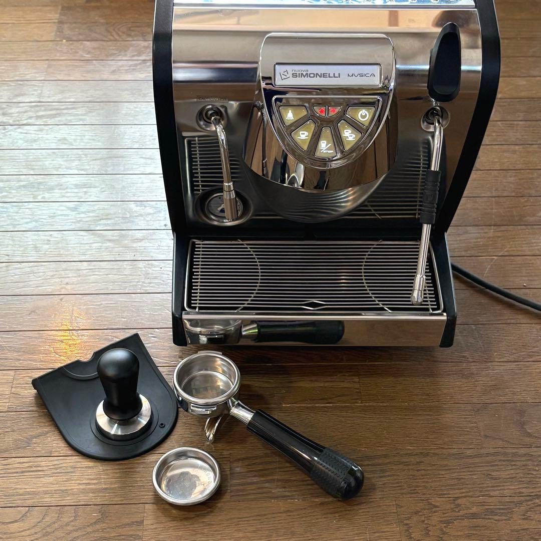 P*f様 【動作良好】SIMONELLI Musica エスプレッソマシン 業務