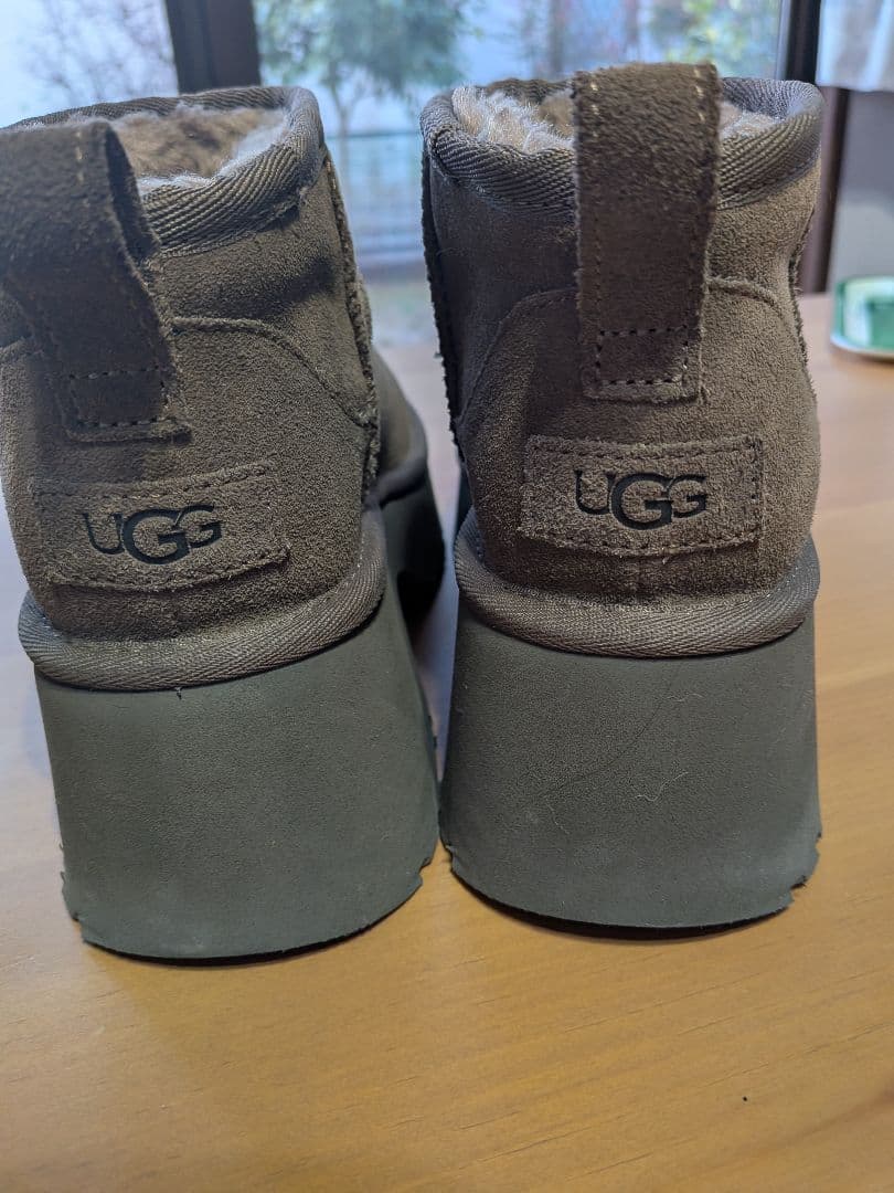 アグUGG☆サイズ23cm☆ブラウン☆厚底ショート丈ヒールムートンブーツ