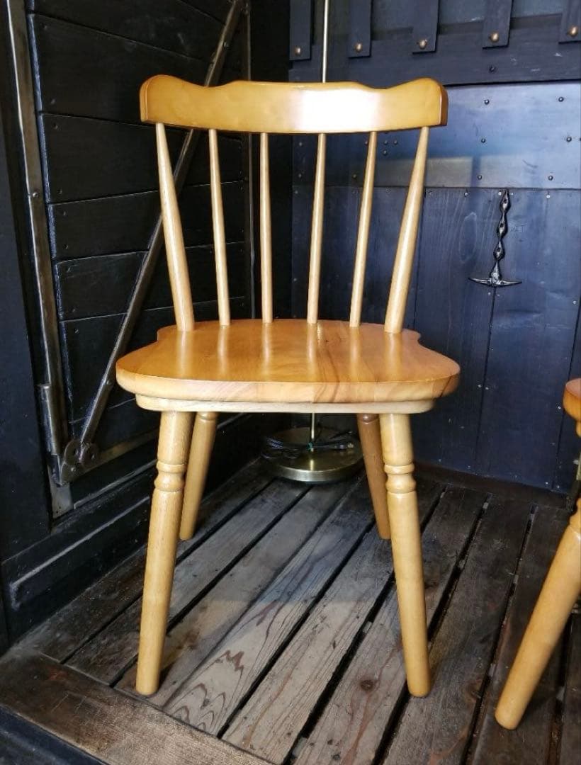 リムーバル　コンパクト　シンプルモダン　ウィンザーチェア　ナチュラルカラー　座卓