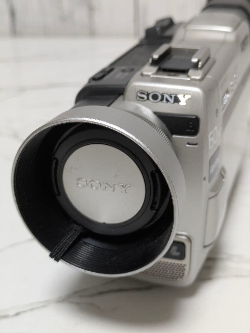 SONY　DCR-TRV9　MiniDV対応　ナイトショット機能