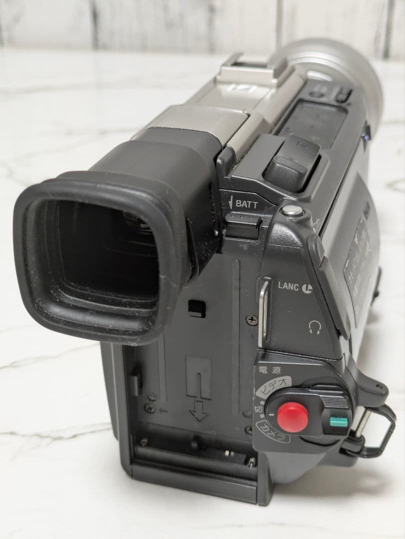SONY　DCR-TRV9　MiniDV対応　ナイトショット機能