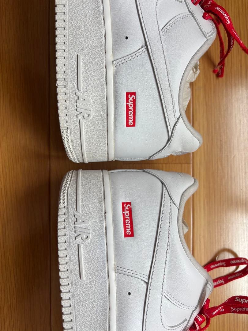 たいNike Air Force 1 ホワイト Supreme 27.5
