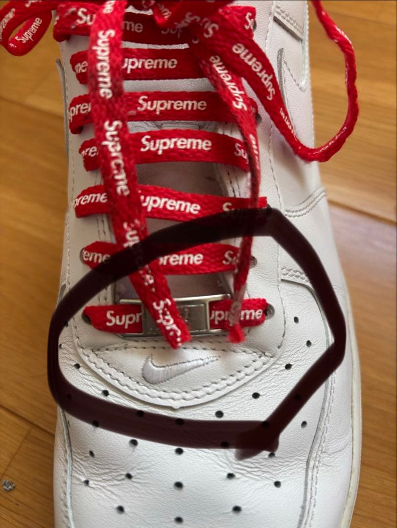 たいNike Air Force 1 ホワイト Supreme 27.5