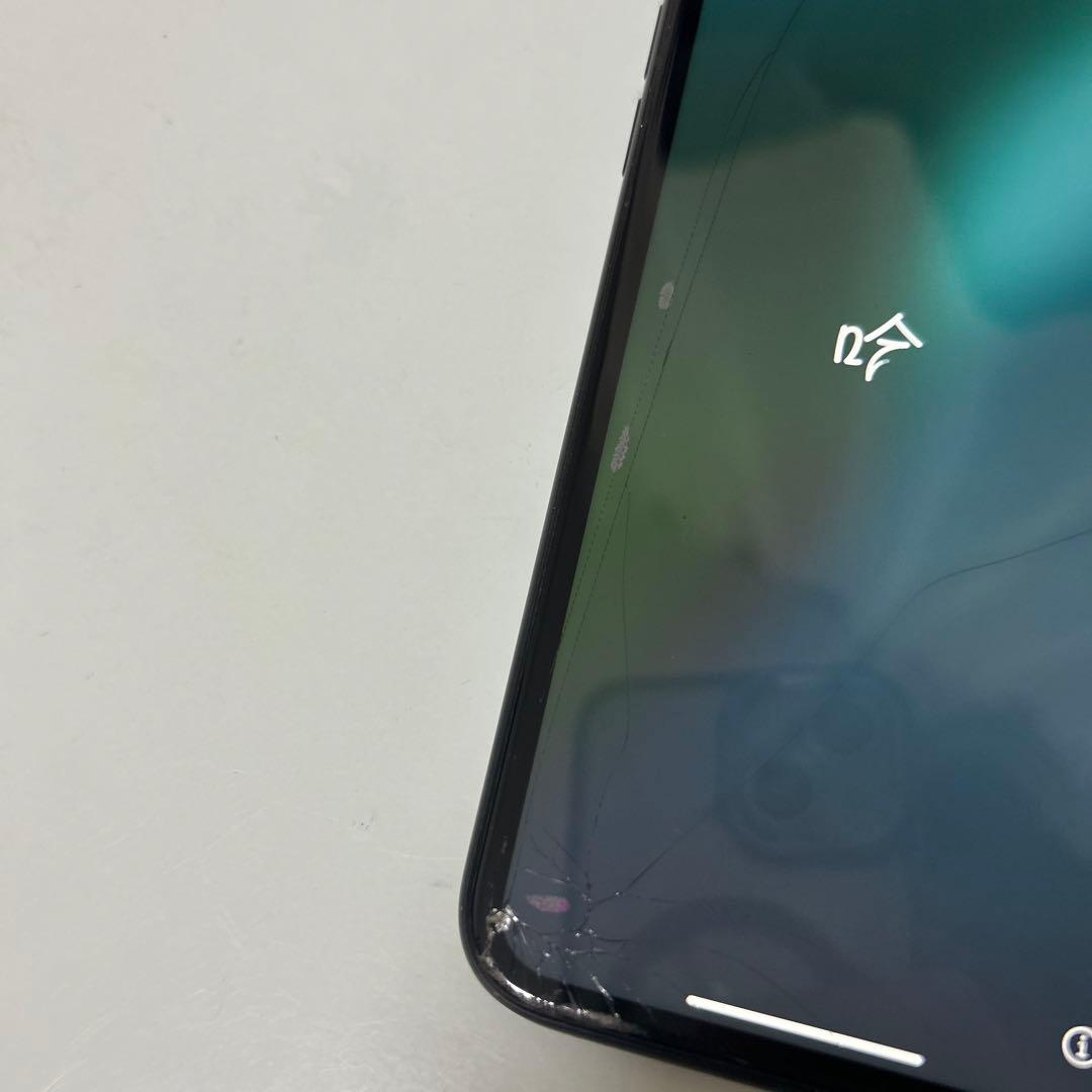 携帯電話本体 iPhone10r 64GB