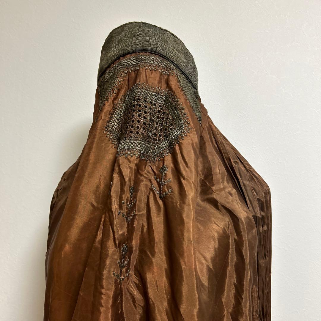 ブラウン サテン ブルカ　民族衣装