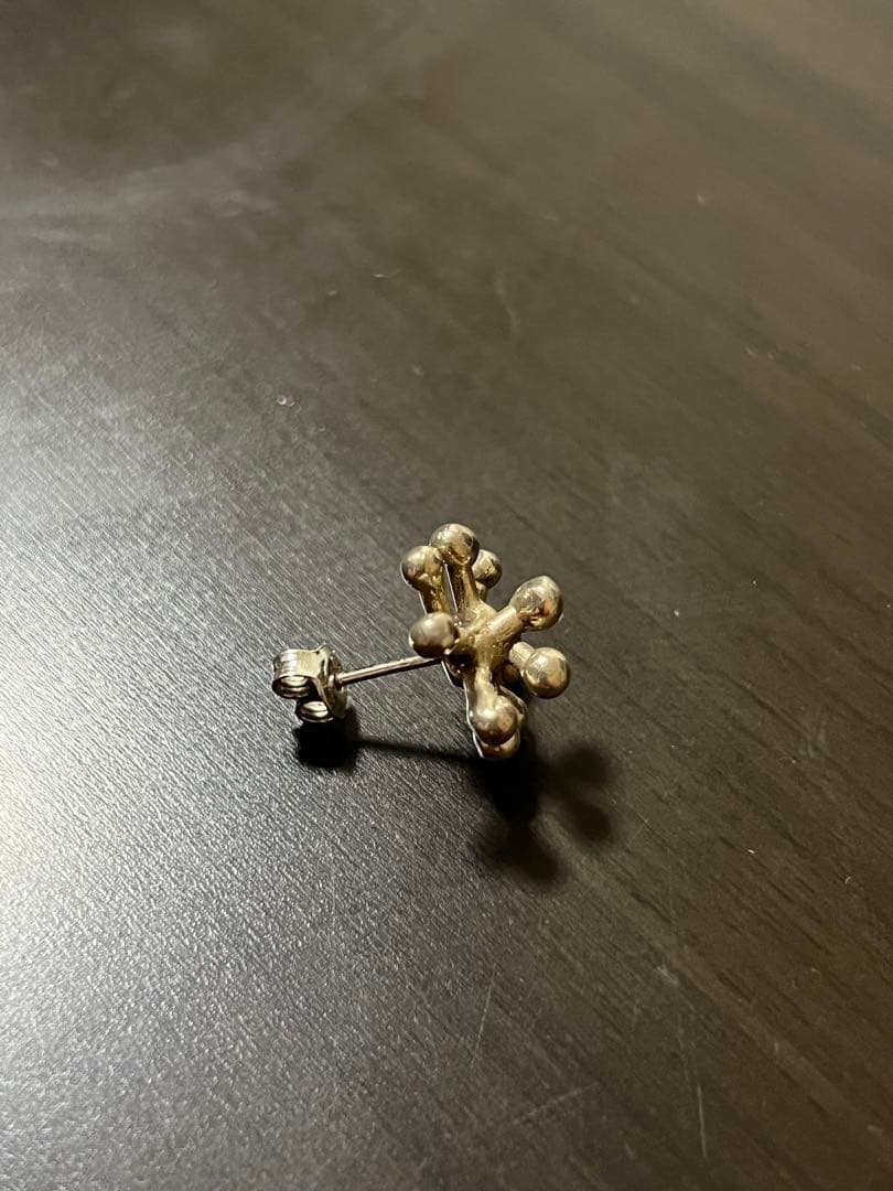 モニカカスティリオーニ　MONICA CASTIGLIONI