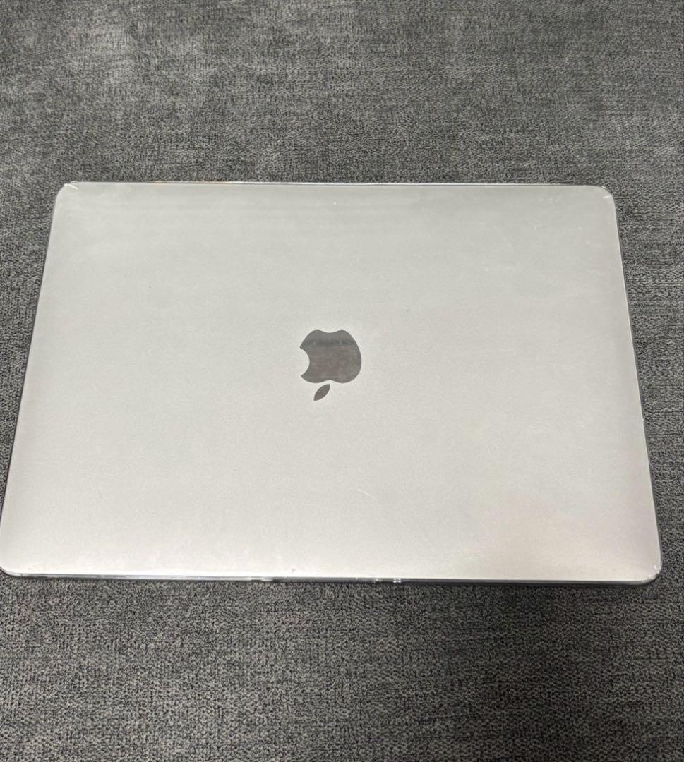 【しお】MacBook Air M1 8GB/256GB 保護ケース付き