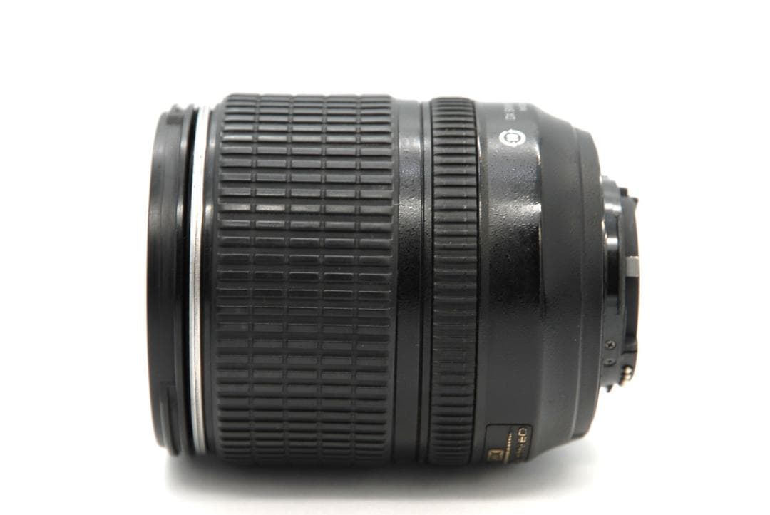 Nikon D3300 レンズキット 18-105mm VR シャッター969回