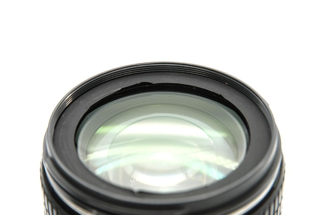 Nikon D3300 レンズキット 18-105mm VR シャッター969回