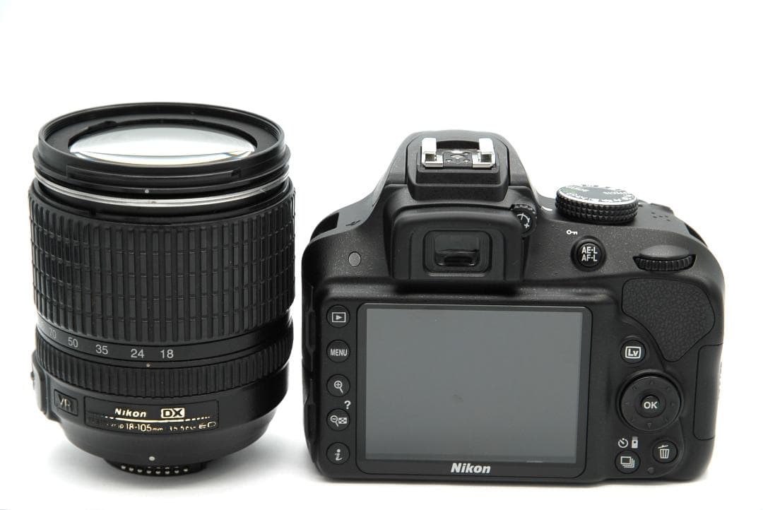Nikon D3300 レンズキット 18-105mm VR シャッター969回